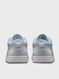 Jordan, WMNS Air Jordan 1 Low SE, blue, Image 5 of 8