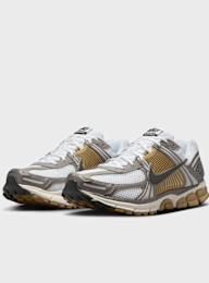 Nike, Zoom Vomero 5, grey, Image 4 of 9