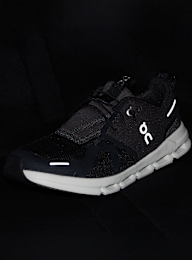 On, Cloud Sky (GS), black, Image 9 of 9