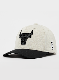 Mitchell & Ness, Bulls Classic Red Chicago Bulls, beige, Image 1 of 4