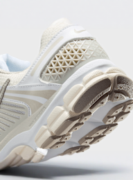 Nike, Zoom Vomero 5, white, Image 8 of 9