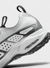 Nike, Air Max SNDR, white, Image 8 of 9