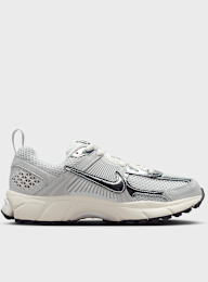 Nike, Vomero 5 sail/metallic silver/vast grey, grey, Image 2 of 9