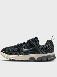 Nike, Vomero 5 EE (GS), black, Image 1 of 9
