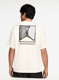 Jordan, Brooklyn Shortsleeve Crew, beige, Image 1 of 3