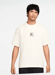 Jordan, Brooklyn Shortsleeve Crew, beige, Image 2 of 3