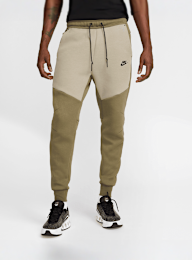 Nike, Tech Fleece Jogger, zielony, Obraz 1 z 7