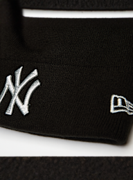 New Era, Beanie Metallic New York Yankees black, black, Image 3 of 3