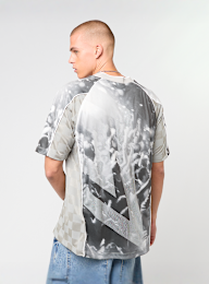 Umbro, PANELLED RAGLAN SHIRT black, grey, Image 2 of 4