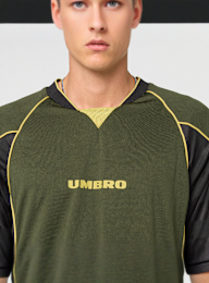Umbro, PANELLED RAGLAN SHIRT black, green, Image 3 of 4
