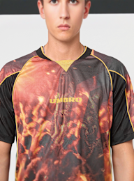 Umbro, PANELLED RAGLAN SHIRT black, red, Image 3 of 4