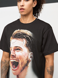 Mitchell & Ness, NBPA Real Big Face Tee Luka Doncic, black, Image 3 of 5