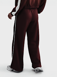 Nike, Sportswear Mid-Rise Wide-Leg Track Pants, rood, Afbeelding 2 van 5