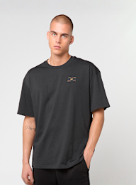 Under Armour, Woven Label Heavyweight Short Sleeve, black, Image 1 of 4