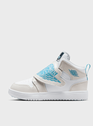 Jordan, Sky Jordan 1 Children blue tint/white/ice blue, white, Image 1 of 8