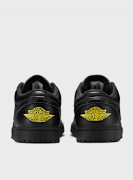 Jordan, WMNS Air Jordan 1 Low SE, black, Image 4 of 8