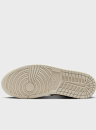 Jordan, Air Jordan 1 Low SE, beige, Image 3 of 8