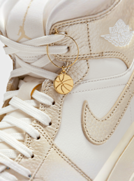 Jordan, Air Jordan 1 Mid Se V2 sail/team gold pale ivory, white, Image 7 of 8
