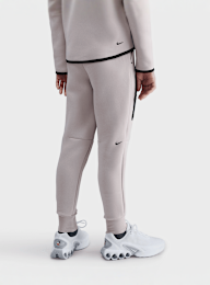 Nike, Sportswear Tech Fleece, beige, Image 2 of 6