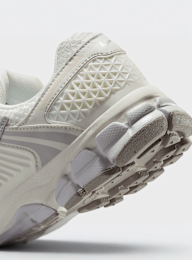Nike, Vomero 5 sail/metallic silver/vast grey, beige, Image 8 of 9