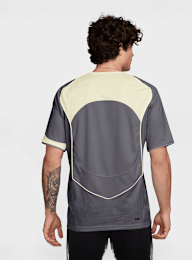 Nike, Total 90 Dri-FIT Short-Sleeve Soccer Jersey, grijs, Afbeelding 2 van 3