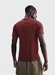 Nike, Sportswear Club T-Shirt, red, Image 2 of 4