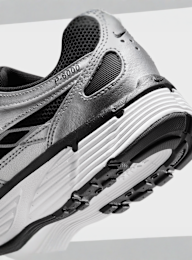 Nike, P-6000 metallic silver/metallic silver/black, silver, Image 7 of 7