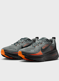 Nike, Vomero 18, grey, Image 3 of 8