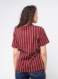 Karl Kani, Small Signature Essential Pinstripe Oversized Tee, rood, Afbeelding 2 van 4