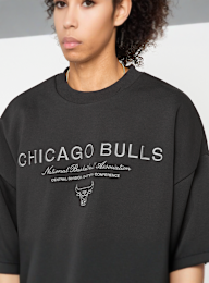 New Era, NBA LINEAR GRAPHIC BOXY CREW CHICAGO BULLS BLK, black, Image 3 of 4