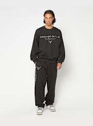 New Era, NBA LINEAR GRAPHIC BOXY CREW CHICAGO BULLS BLK, black, Image 4 of 4