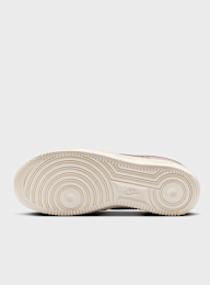 Nike, Air Force 1 '07, różowy, Obraz 3 z 8