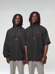 Umbro, Zip Off Sleeve Wind Jacket, black, Image 1 of 7