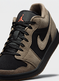 Jordan, Air Jordan 1 Low SE, brown, Image 7 of 9