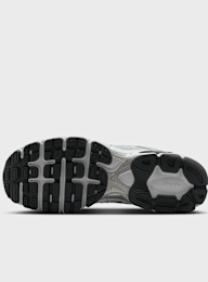 Nike, Air Max Moto 2K, white, Image 5 of 9