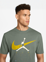 Jordan, Brooklyn Jumpman Graphic Shortsleeve Crew, green, Image 3 of 3