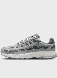 Nike, P-6000 metallic silver/metallic silver/black, grey, Image 1 of 8