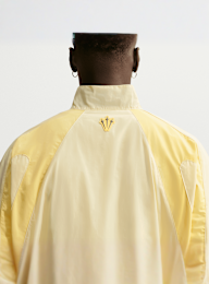 Nike Nocta, M NRG NOCTA CS TRK JKT WVN1 cargo khaki/khaki/smoke grey, yellow, Image 2 of 7