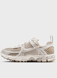 Nike  , Vomero 5 (GS), beige, Image 1 of 9