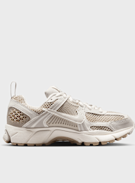 Nike  , Vomero 5 (GS), beige, Image 2 of 9