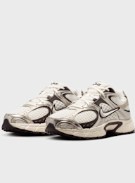 Nike  , V5 RNR, beige, Image 3 of 8