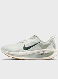 Nike  , Vomero 18, beige, Image 1 of 8