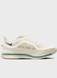 Nike  , Pegasus Premium, beige, Image 2 of 9