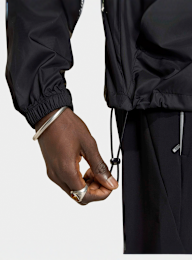 adidas Originals, Tech Trefoil Essentials Windbreaker, black, Image 4 of 5