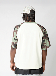 Karl Kani, Sport College Boxy Raglan T-Shirt, white, Image 2 of 4