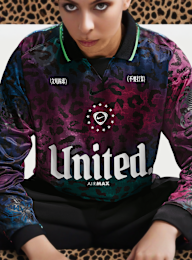 Nike  , Sportswear Family Lonsleeve Jersey, multi-colour, Image 5 of 6