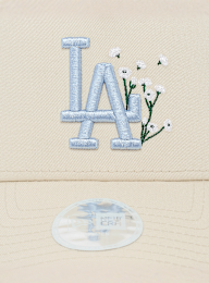 New Era, FEMALE A-FRAME Trucker Floral Los Angeles Dodgers, beige, Image 4 of 4