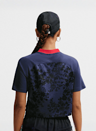 Nike  , Sportswear Trend Football Crop Top, blue, Image 2 of 5