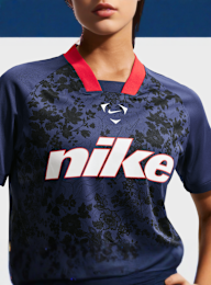 Nike  , Sportswear Trend Football Crop Top, blue, Image 3 of 5