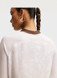 Nike  , Sportswear Trend Football Crop Top, beige, Image 4 of 5